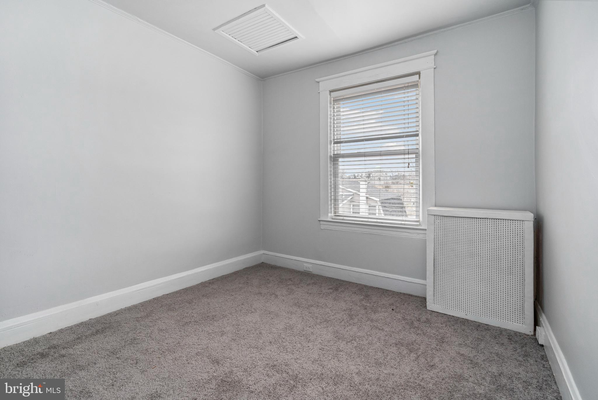 4610 Belair Road Baltimore, MD 21206 - Photo 20 of 28 Bright and Cozy
