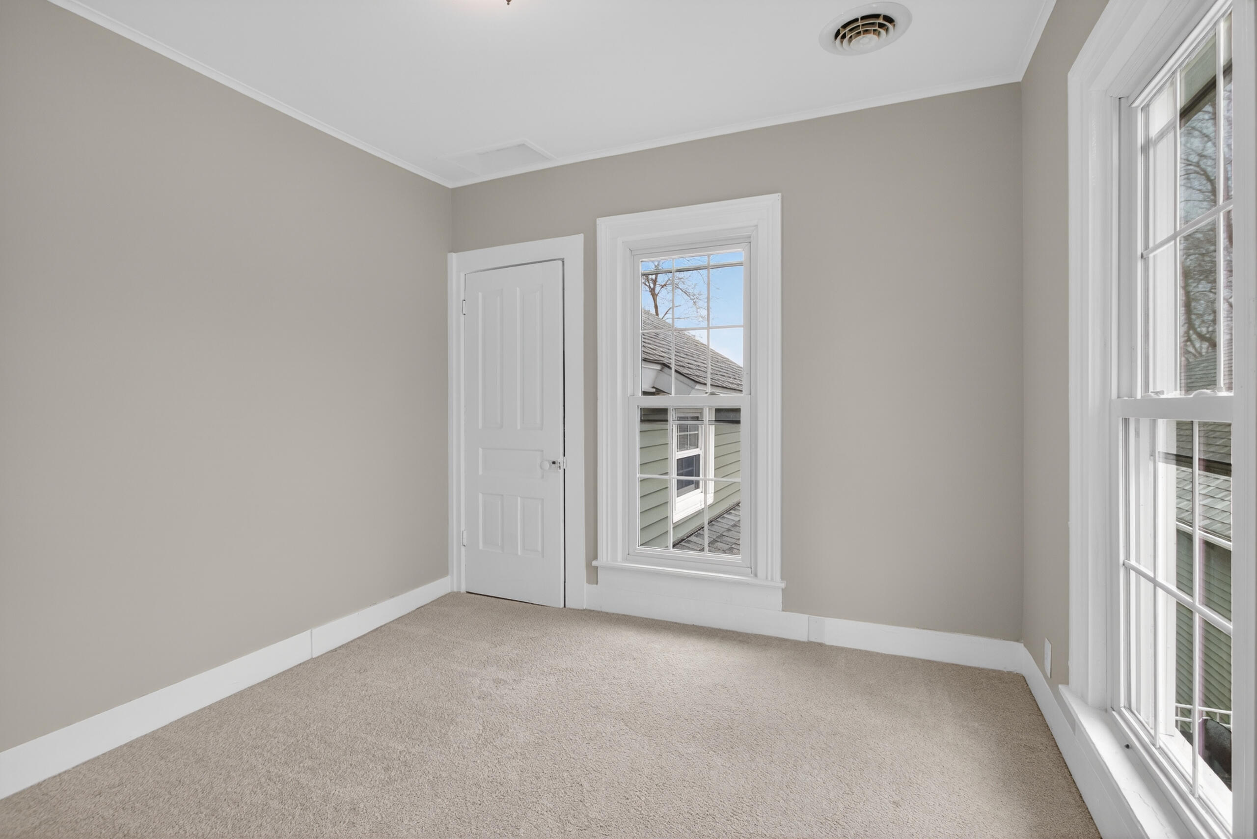 228 Chicago Street Brooklyn, MI 49230 - Photo 55 of 68 059_0N0A9111
