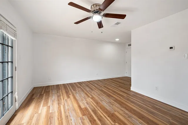 $870 | 2217 Mission Hill Drive, Unit D, Austin, TX 78741