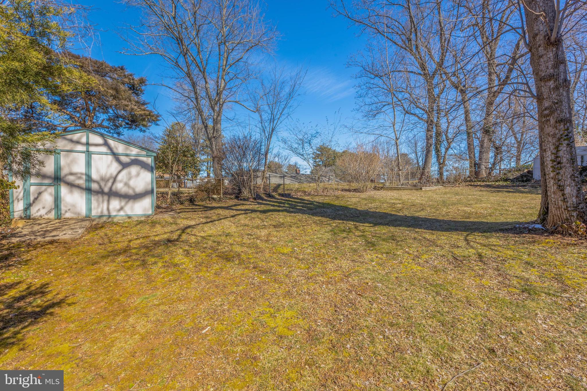 8018 Hatteras Lane Springfield, VA 22151 - Photo 39 of 46 Gallery Image 39