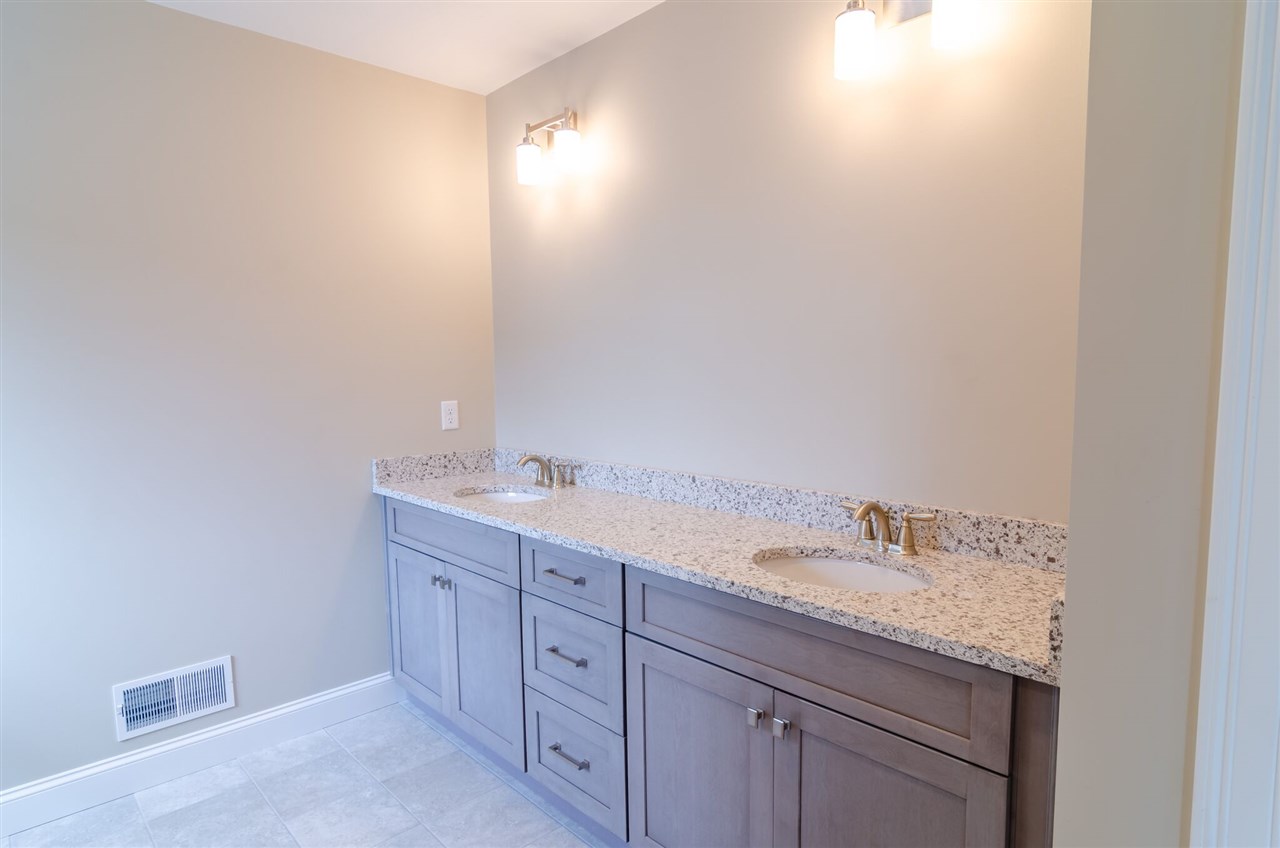 11 Catalpa Road Salem, NH 03079 - Photo 11 of 15 Gallery Image 11