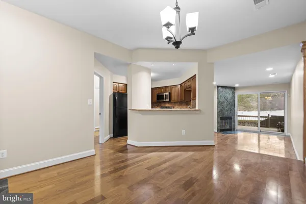 $3,300 | 11292 Harbor Court, Unit 1292, Reston, VA 20191