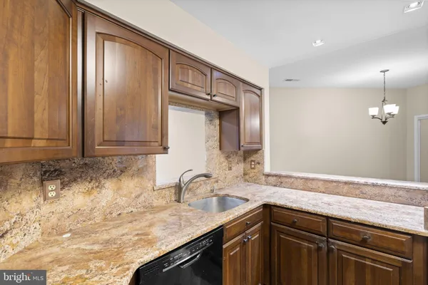 $3,300 | 11292 Harbor Court, Unit 1292, Reston, VA 20191