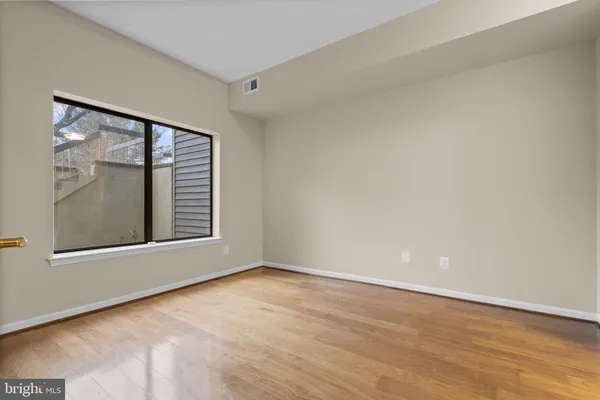 $3,300 | 11292 Harbor Court, Unit 1292, Reston, VA 20191