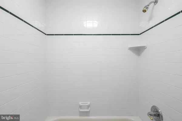 $3,300 | 11292 Harbor Court, Unit 1292, Reston, VA 20191