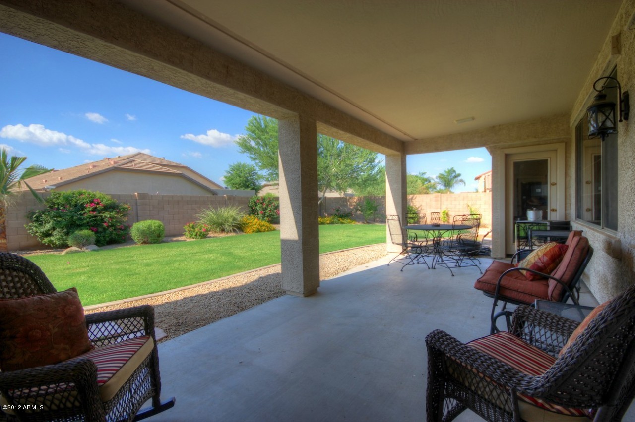 3286 East Kimball Road Gilbert, AZ 85297 - Photo 28 of 34 27Patio 2