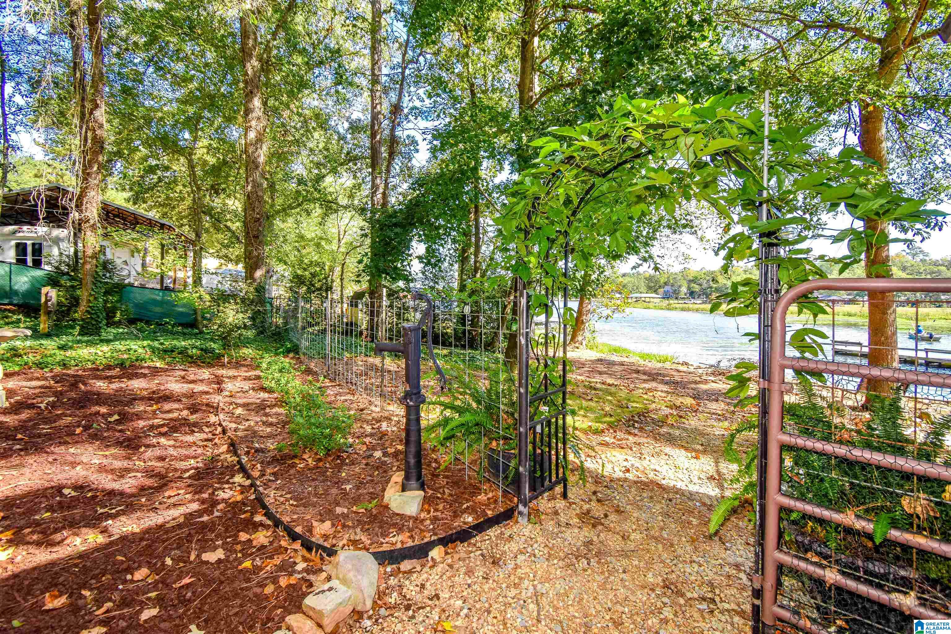 2456 Seven Sweet Gums Road Sylacauga, AL 35151 - Photo 5 of 78