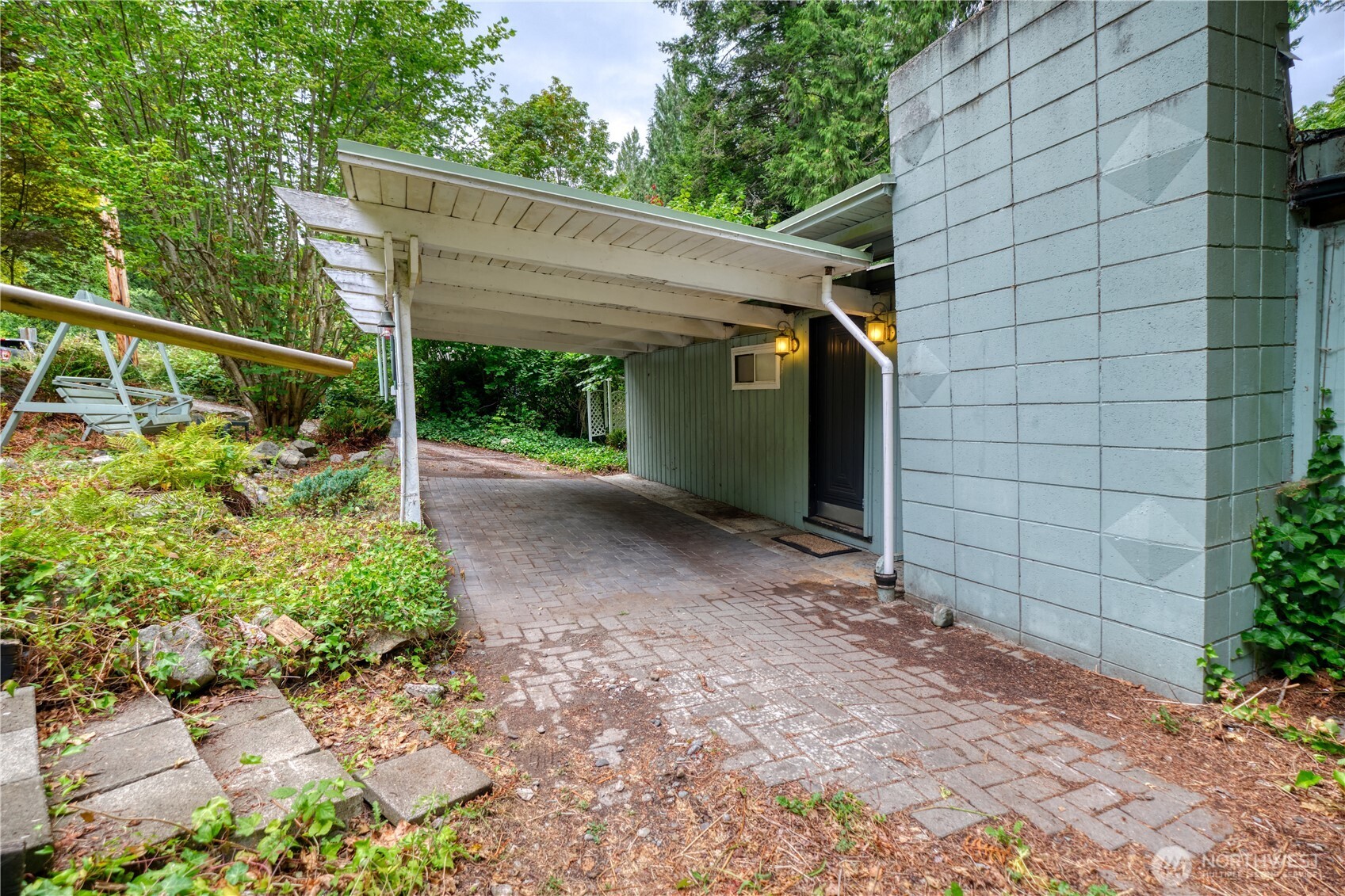 1788 Cliff Road Point Roberts, WA 98281 - Photo 37 of 40 Gallery Image 37