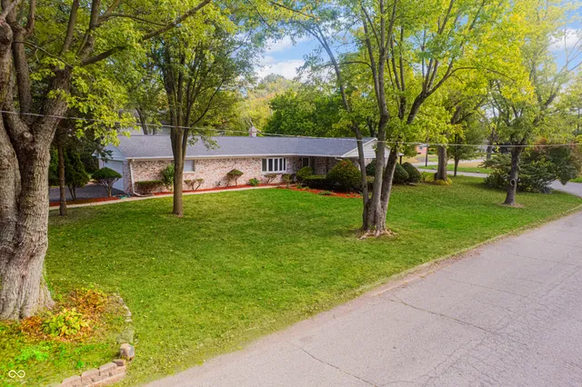 $315,000 | 1146 Fairway Drive, Indianapolis, IN 46260