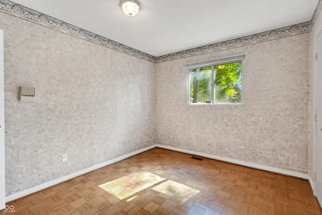 $315,000 | 1146 Fairway Drive, Indianapolis, IN 46260