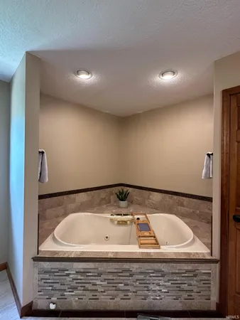 $3,500 | 3825 Devonshire Court, Bloomington, IN 47408