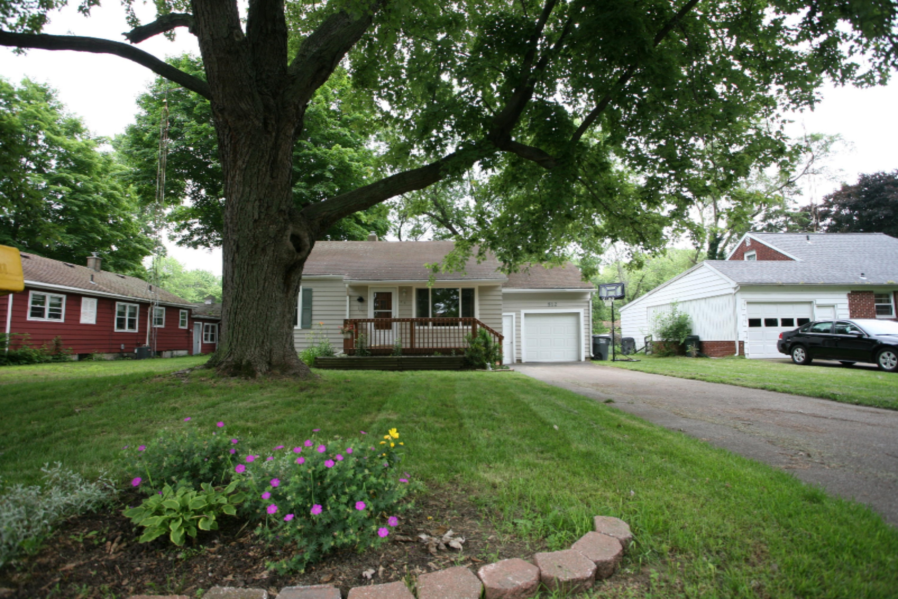 512 North Ottawa Road Benton Harbor, MI 49022 - Photo 6 of 19 IMG_5999