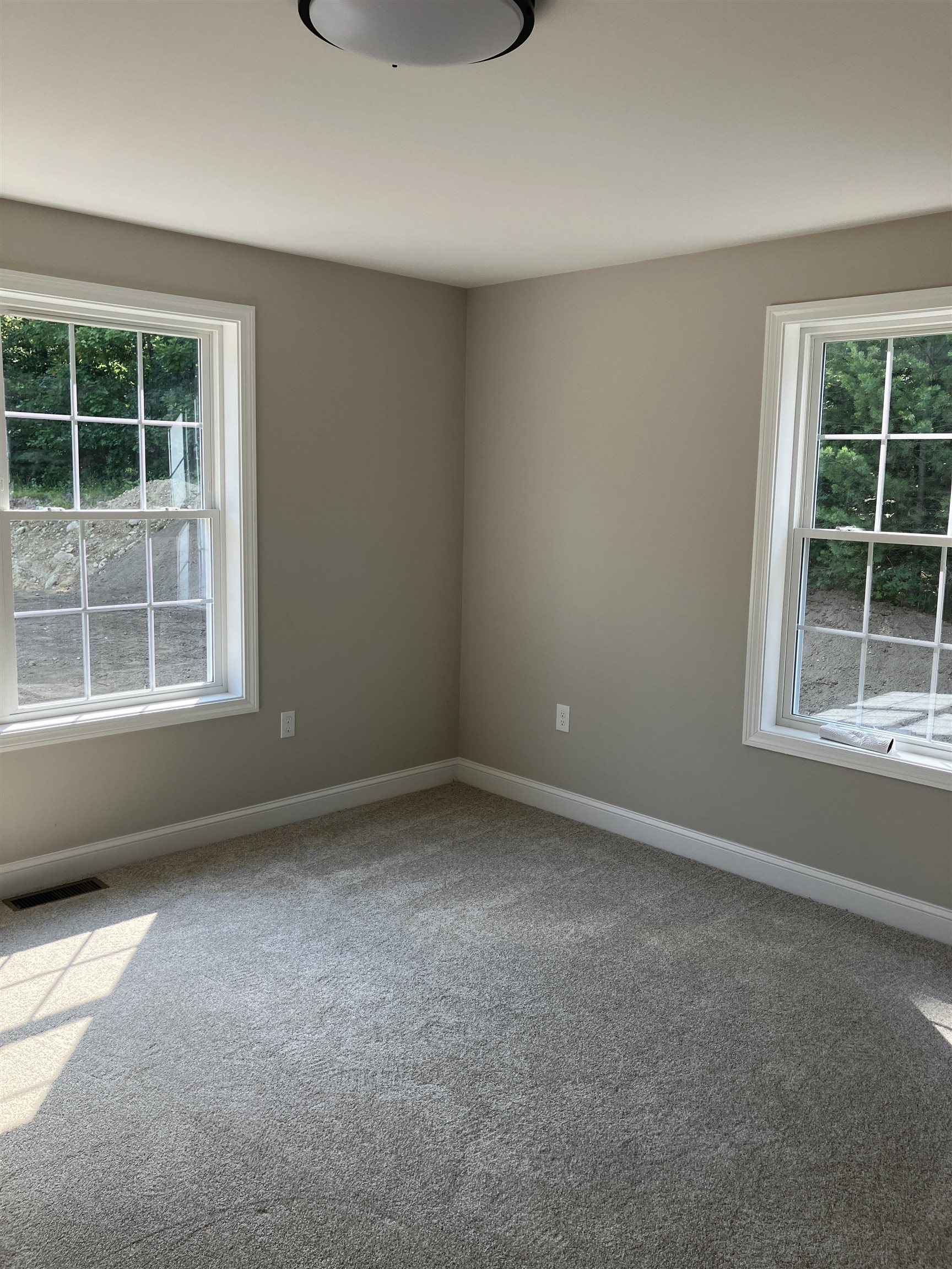 65 A Estes Road Rochester, NH 03839 - Photo 4 of 8