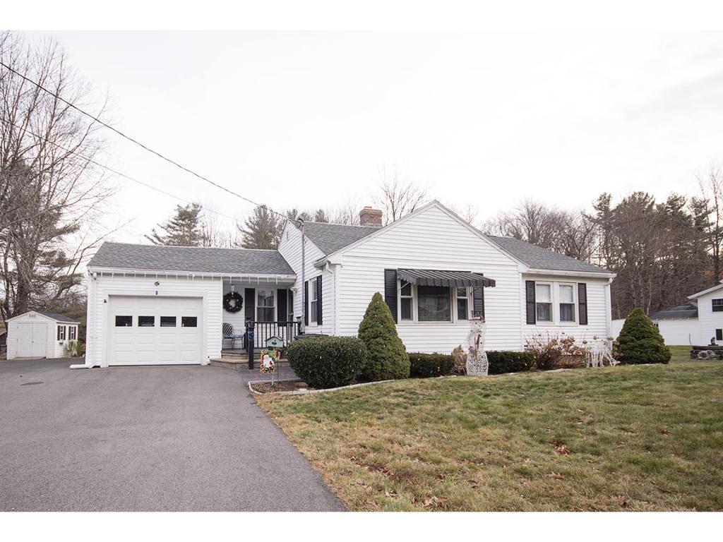 4 Sweet Hill Road Plaistow, NH 03865 - Photo 1 of 34 Gallery Image 1