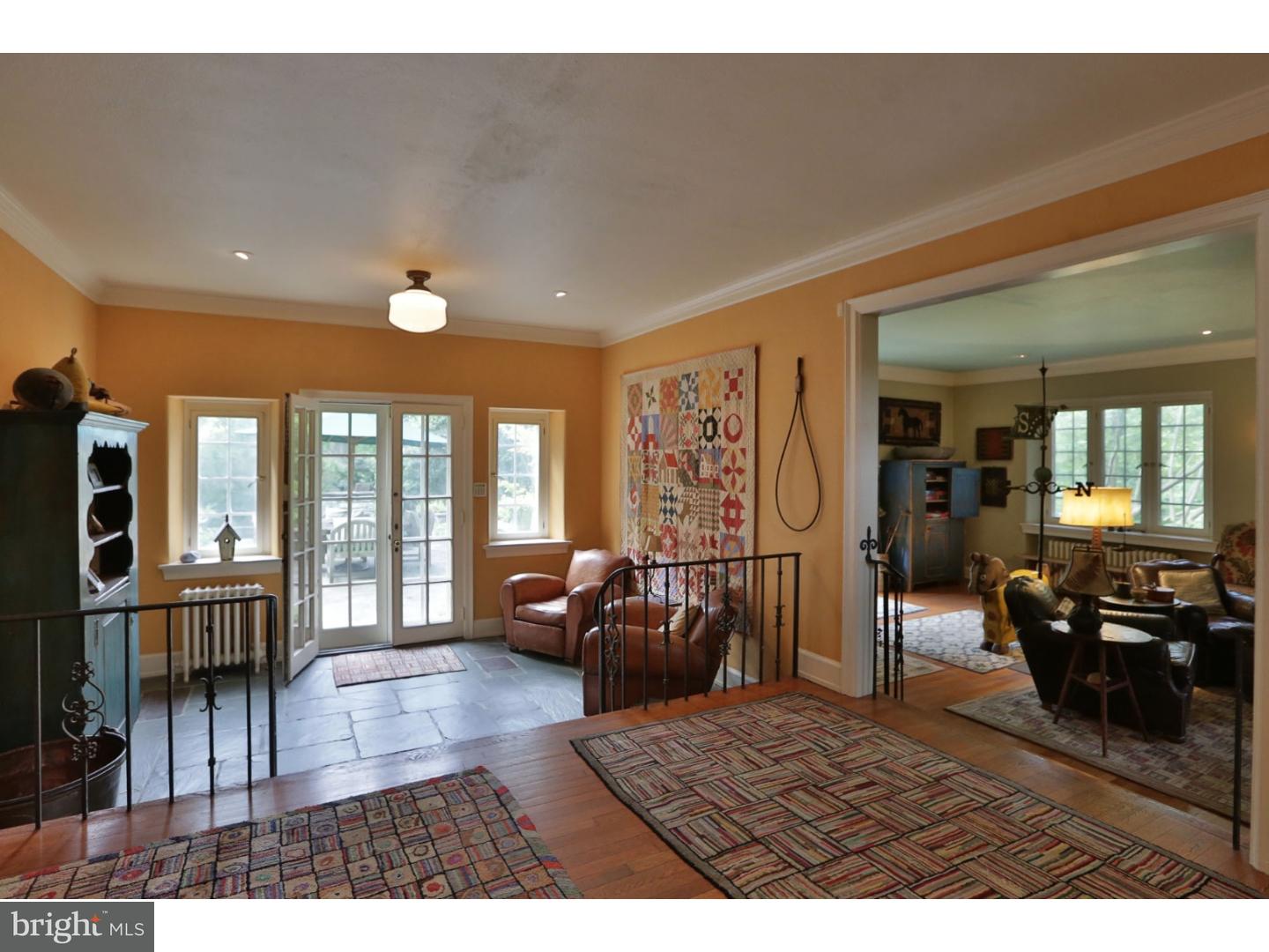 16 West Bells Mill Road Philadelphia, PA 19118 - Photo 6 of 25 Foyer