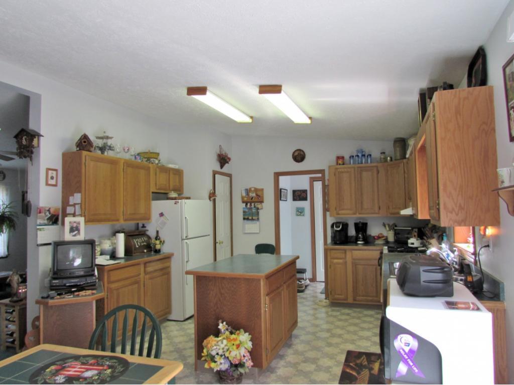 180 Pixley Road Chenango Forks, NY 13746 - Photo 4 of 28 Gallery Image 4