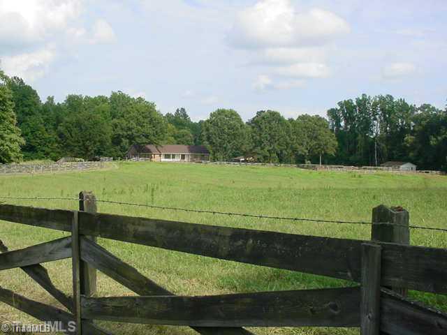 2684 Helmstetler Road Lexington, NC 27295 - Photo 4 of 10 View.