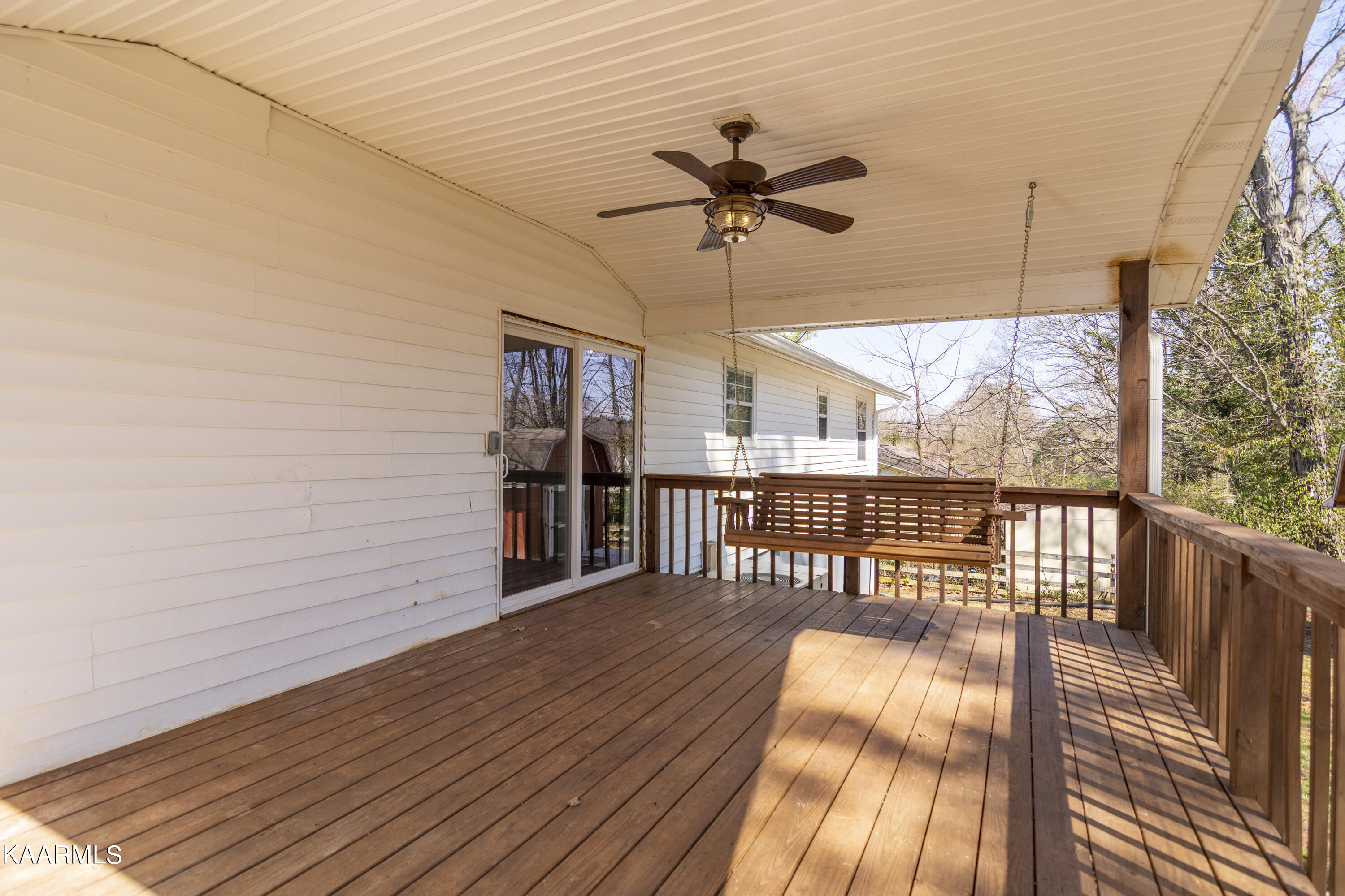 5108 Middle Ridge Lane Knoxville, TN 37921 - Photo 18 of 24 5108 Middle Ridge_018