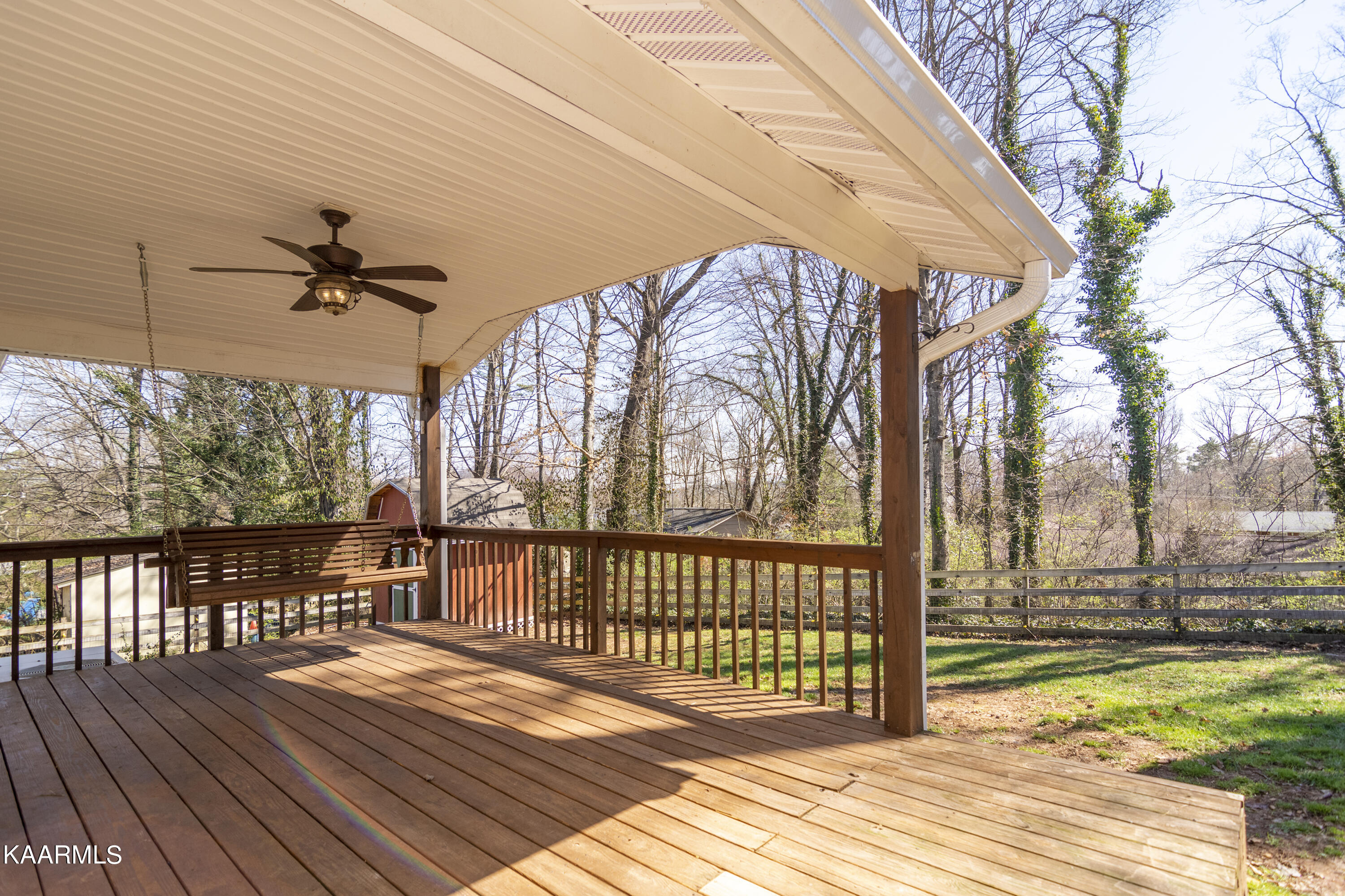 5108 Middle Ridge Lane Knoxville, TN 37921 - Photo 19 of 24 5108 Middle Ridge_019