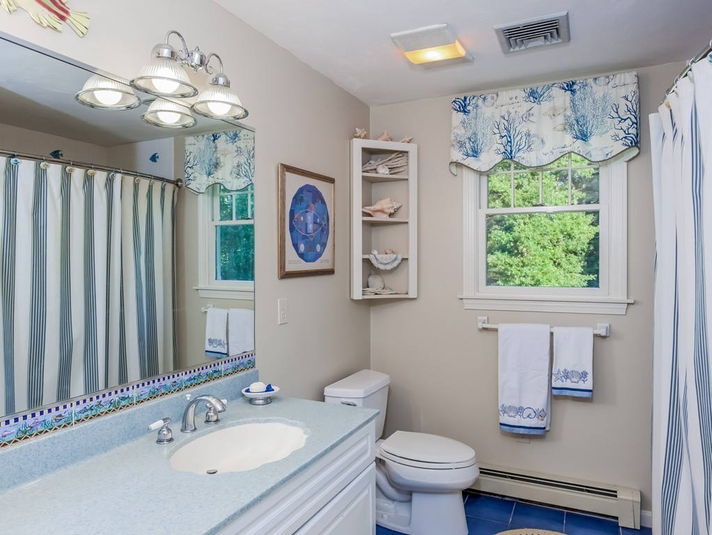 30 Lewis Farm Road Duxbury, MA 02332 - Photo 19 of 29 Gallery Image 19