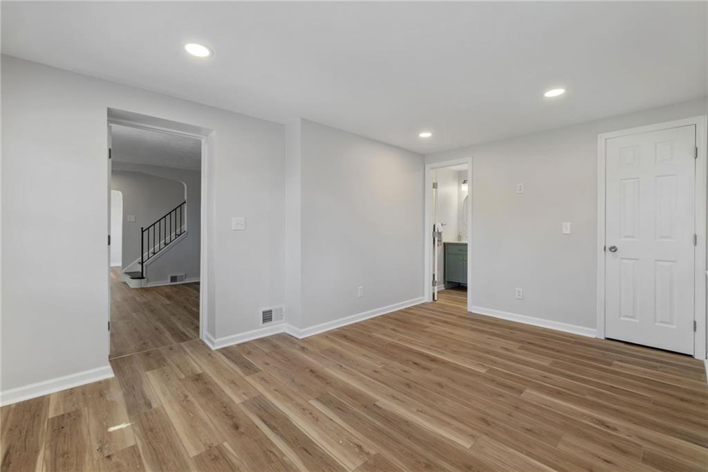 973 Agnew Road Pittsburgh, PA 15227 - Photo 22 of 46 Bonus Room with walk in closet