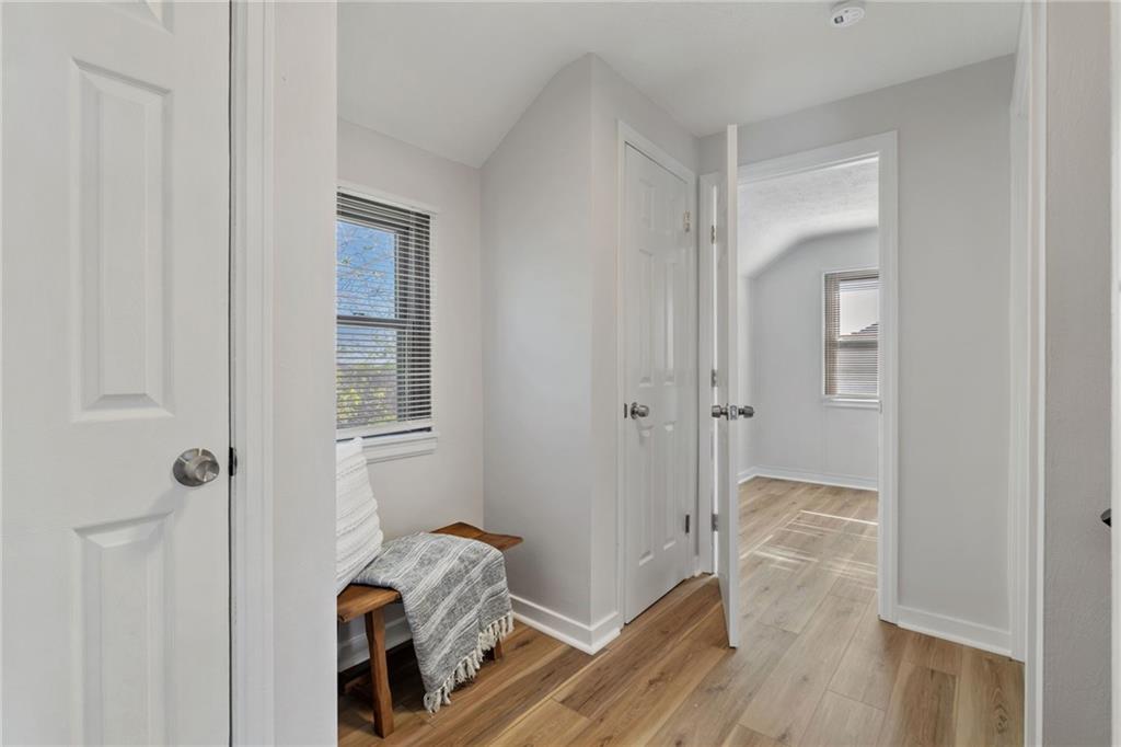 973 Agnew Road Pittsburgh, PA 15227 - Photo 25 of 46 Upper Level