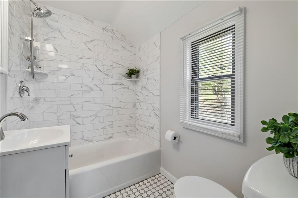 973 Agnew Road Pittsburgh, PA 15227 - Photo 30 of 46 Main Bath on Upper Level