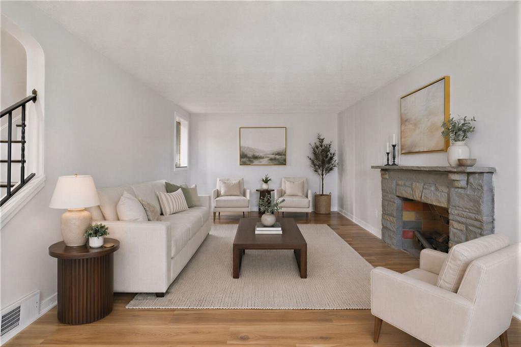 973 Agnew Road Pittsburgh, PA 15227 - Photo 6 of 46 Living Room