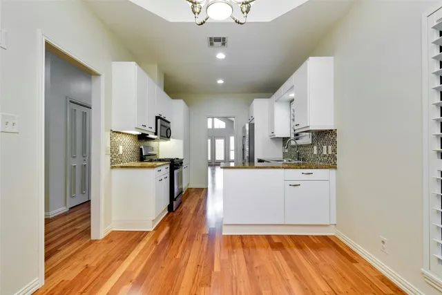 $699,000 | 3509 Fawn Trail, Austin, TX 78746