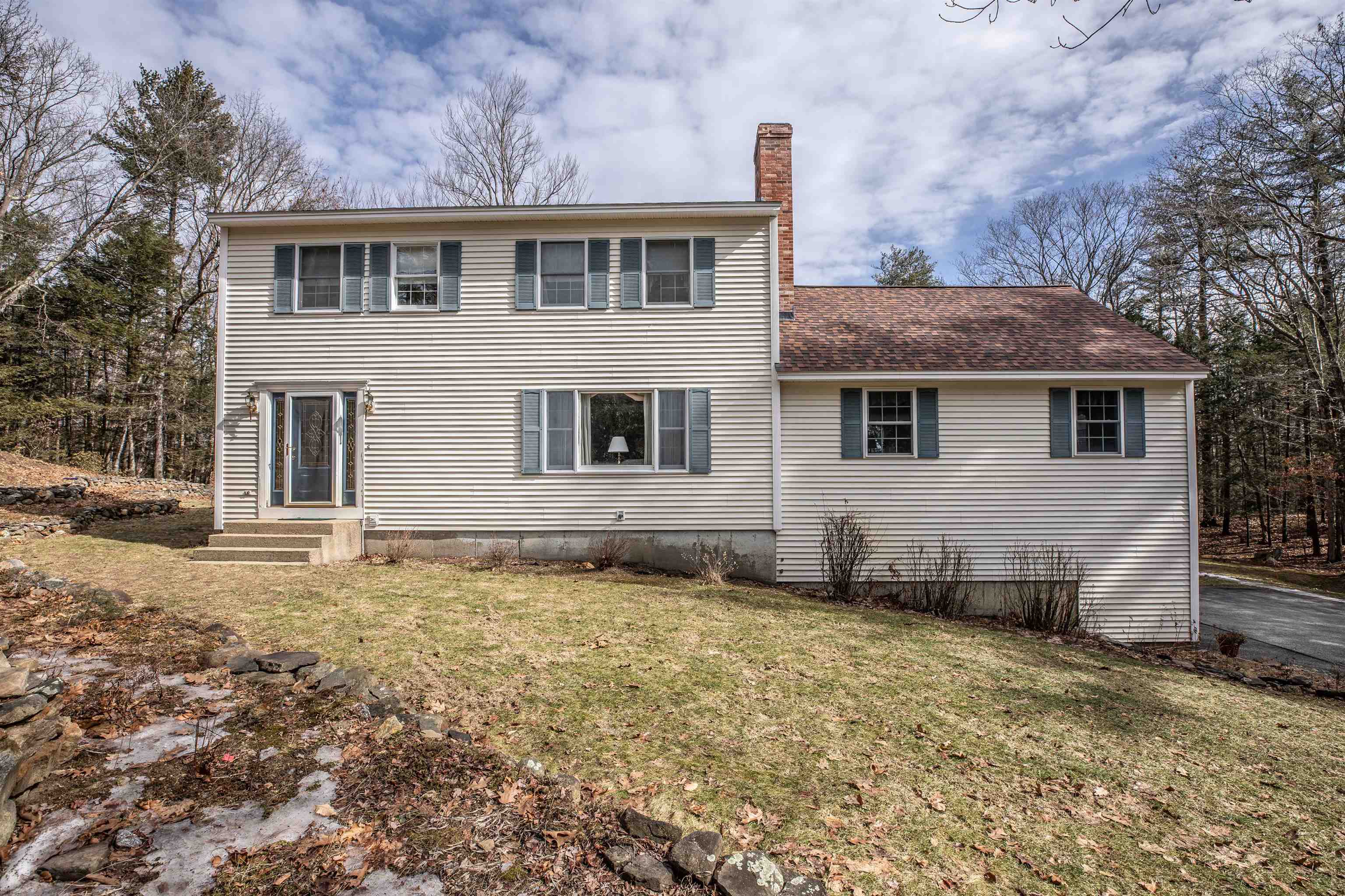 26 Eagles Nest Road Goffstown, NH 03045 - Photo 1 of 40 Gallery Image 1