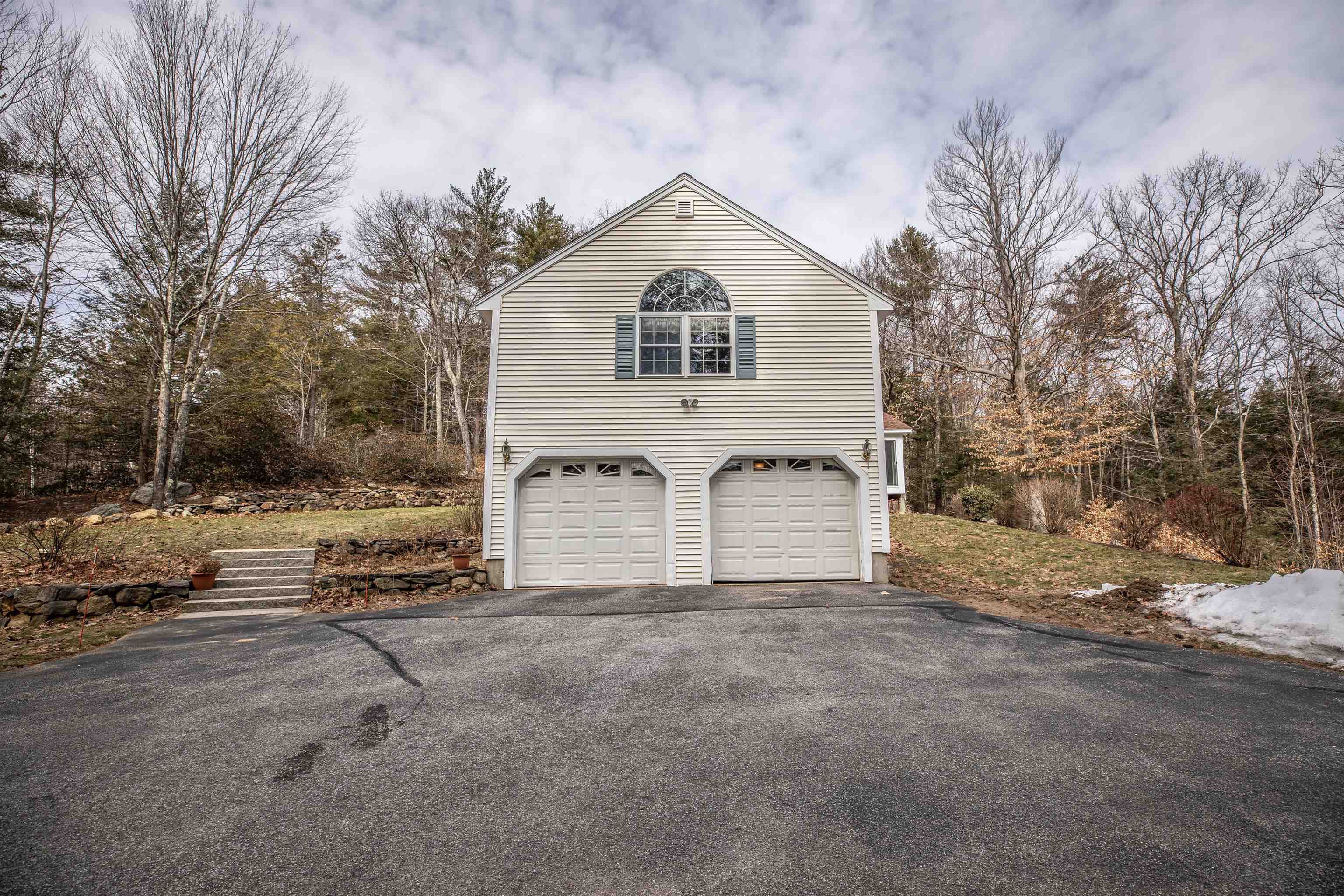26 Eagles Nest Road Goffstown, NH 03045 - Photo 5 of 40 Gallery Image 5