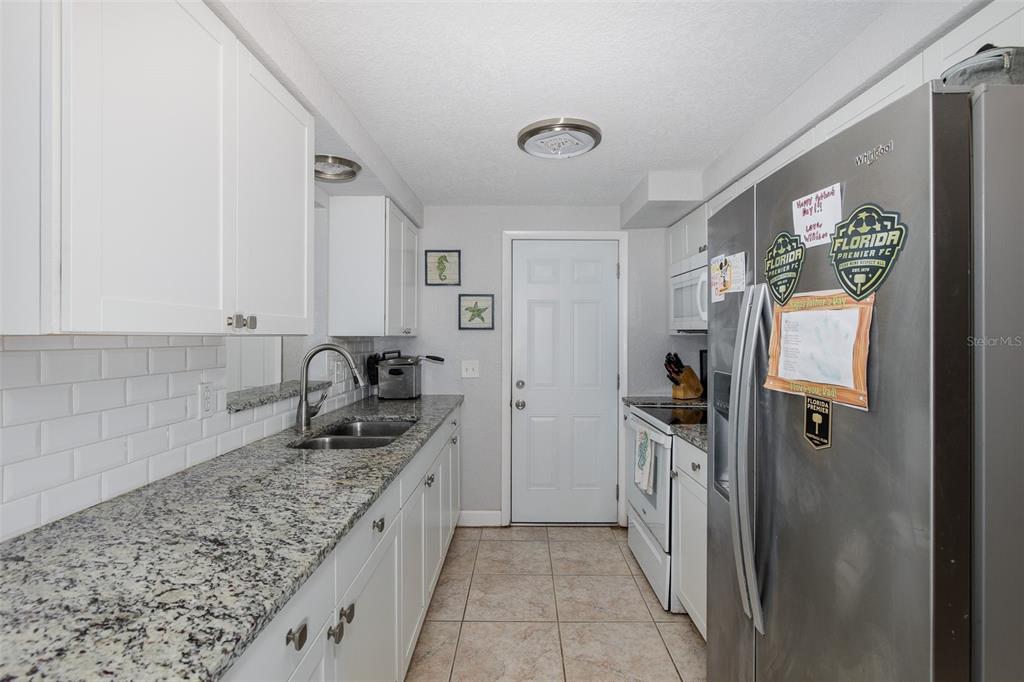 3645 Colonial Hills Drive New Port Richey, FL 34652 - Photo 13 of 37