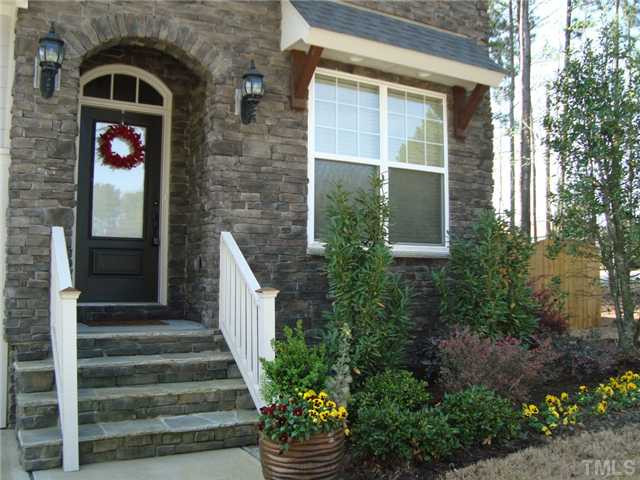 8611 Stonechase Drive Raleigh, NC 27613 - Photo 1 of 17 Facade/Exterior Front