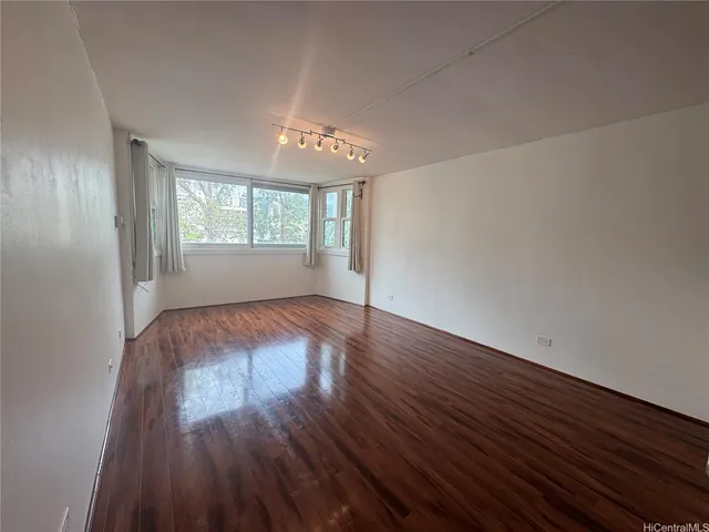 $1,880 | 1050 Kinau Street, Unit 506, Honolulu, HI 96814