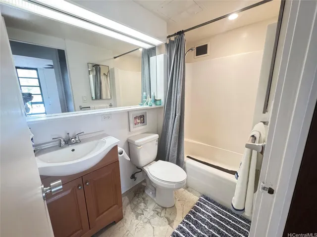 $1,880 | 1050 Kinau Street, Unit 506, Honolulu, HI 96814