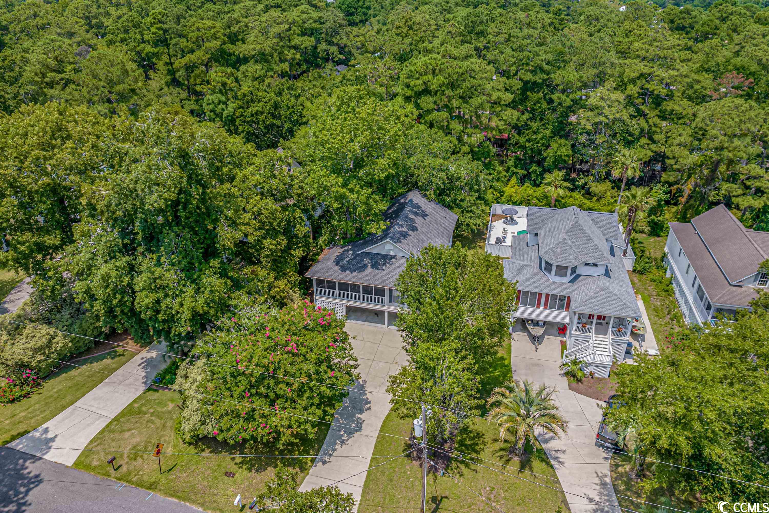554 Hammock Avenue Murrells Inlet, SC 29576 - Photo 3 of 32