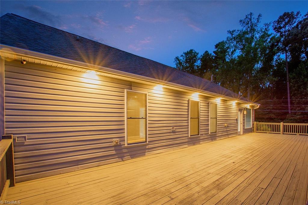 115 Manor Ridge Way Lexington, NC 27292 - Photo 3 of 50 Gallery Image 3