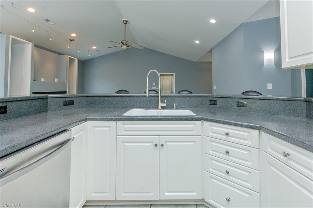 115 Manor Ridge Way Lexington, NC 27292 - Photo 23 of 50 Gallery Image 23