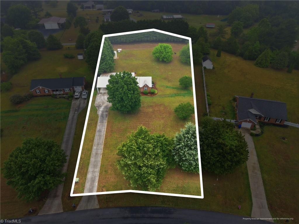 5200 Robin Lane Randleman, NC 27317 - Photo 39 of 40