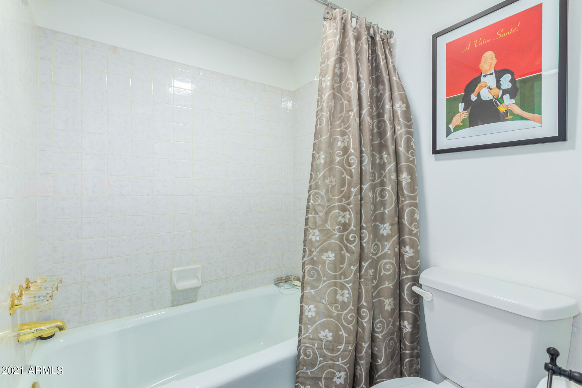 2429 East Rancho Drive Phoenix, AZ 85016 - Photo 6 of 20 Downstairs Guest Bath