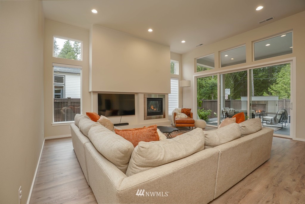 4490 Castleton Road Southwest Port Orchard, WA 98367 - Photo 13 of 33 Gallery Image 13