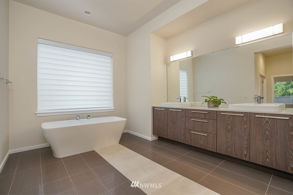 4490 Castleton Road Southwest Port Orchard, WA 98367 - Photo 21 of 33 Gallery Image 21