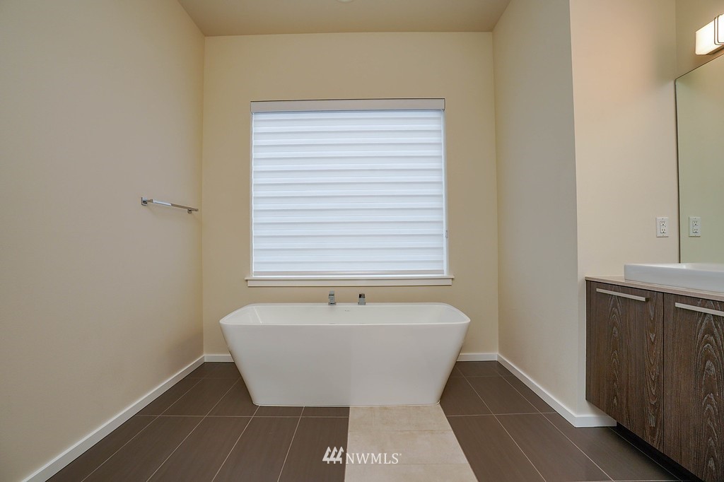4490 Castleton Road Southwest Port Orchard, WA 98367 - Photo 22 of 33 Gallery Image 22