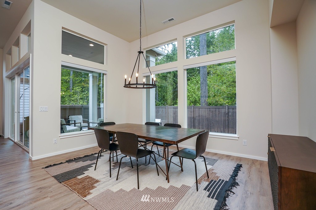4490 Castleton Road Southwest Port Orchard, WA 98367 - Photo 10 of 33 Gallery Image 10