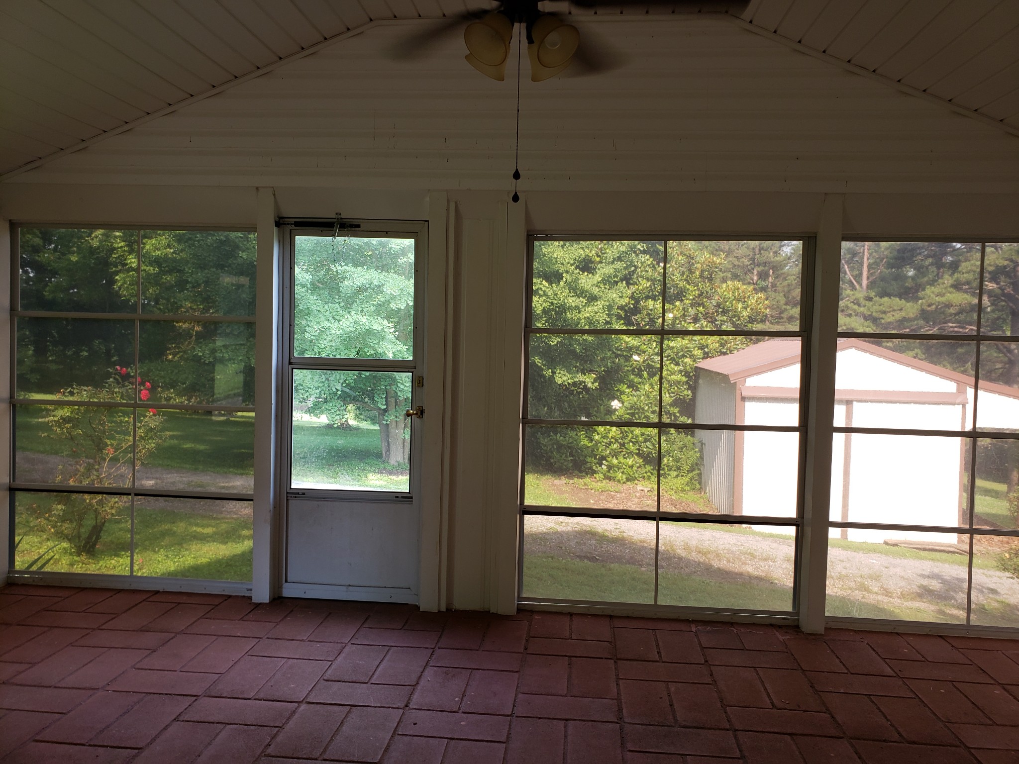 1199 Salem Road Clarksville, TN 37040 - Photo 4 of 34 Gallery Image 4