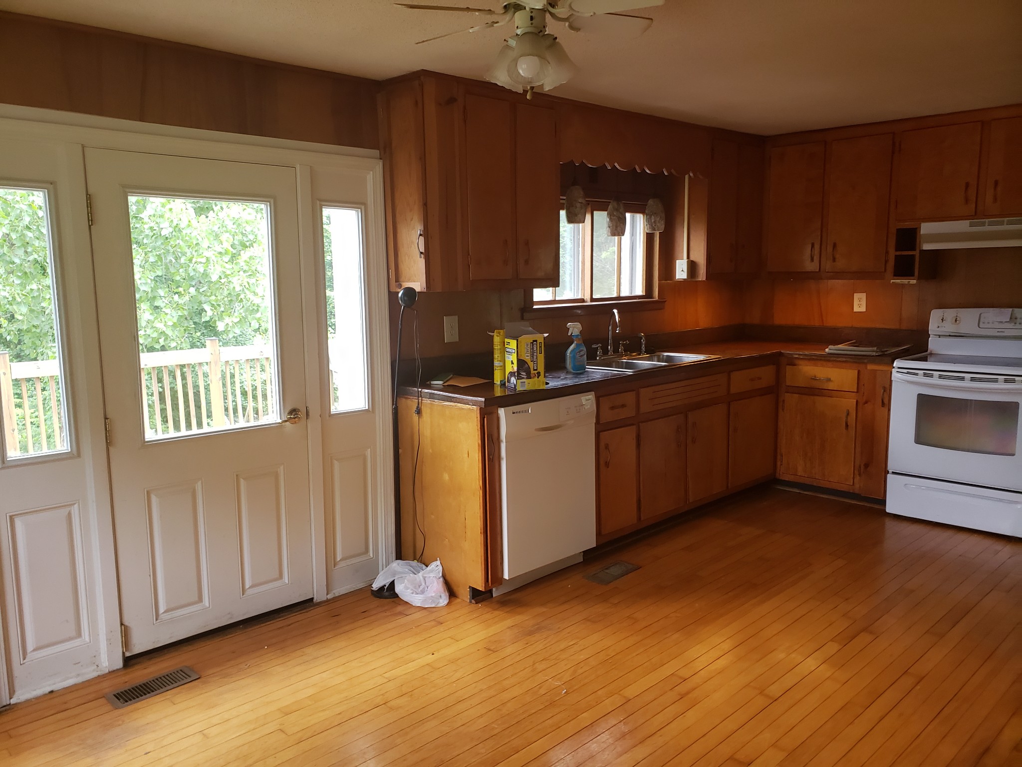 1199 Salem Road Clarksville, TN 37040 - Photo 10 of 34 Gallery Image 10
