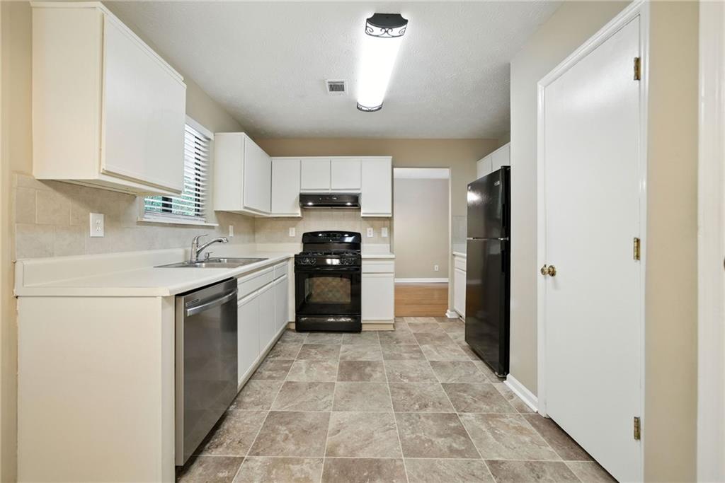 3045 Wildflower Lane Southwest Snellville, GA 30039 - Photo 2 of 26