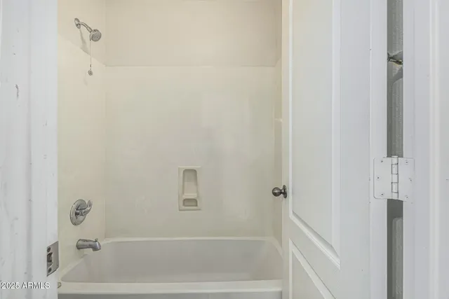 $2,075 | 16423 West Monroe Street, Goodyear, AZ 85338