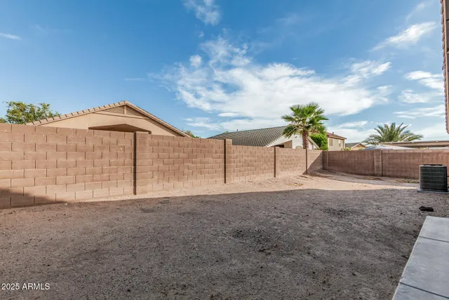 $2,075 | 16423 West Monroe Street, Goodyear, AZ 85338