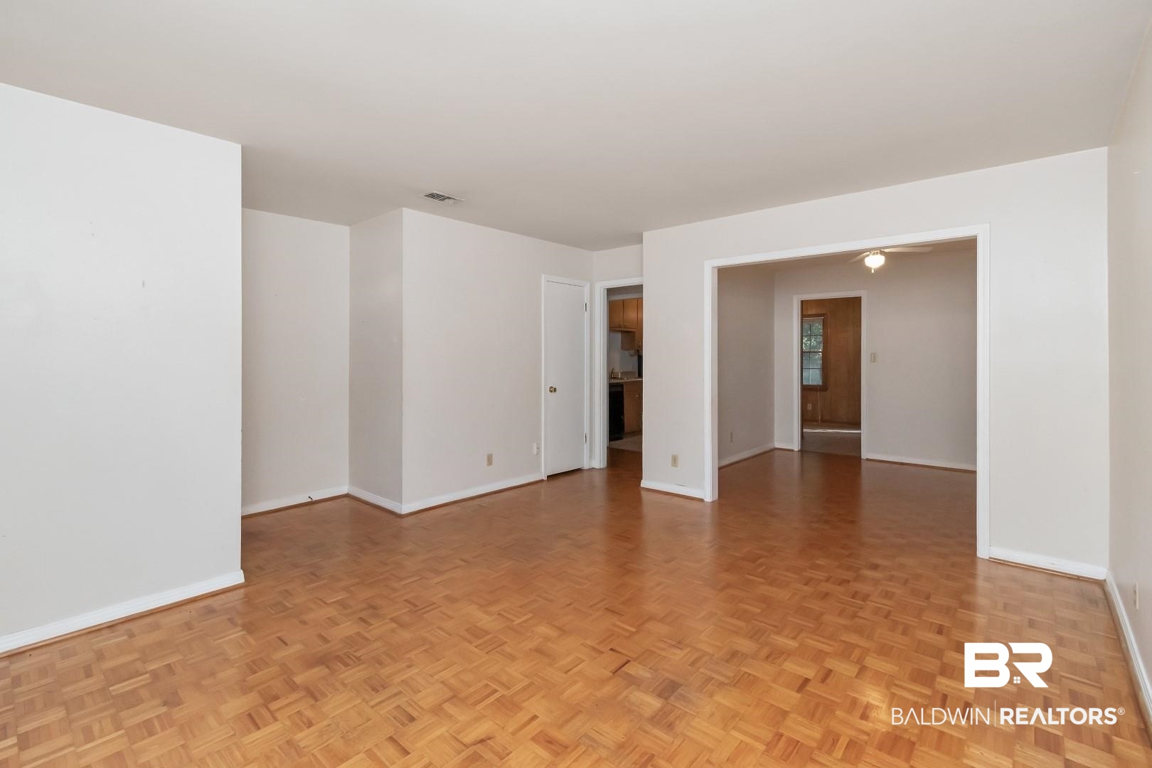 5517 Vanderbilt Drive Mobile, AL 36608 - Photo 6 of 33 Unfurnished room with light parquet flooring